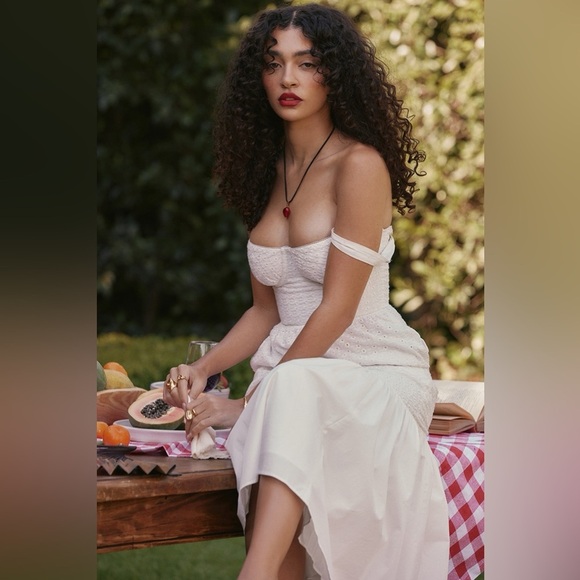 House of CB Elia White Broderie Anglaise Midi Sundress. Size Xsmall - Picture 4 of 17